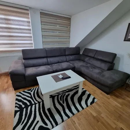 Silver 2 * Jagodina